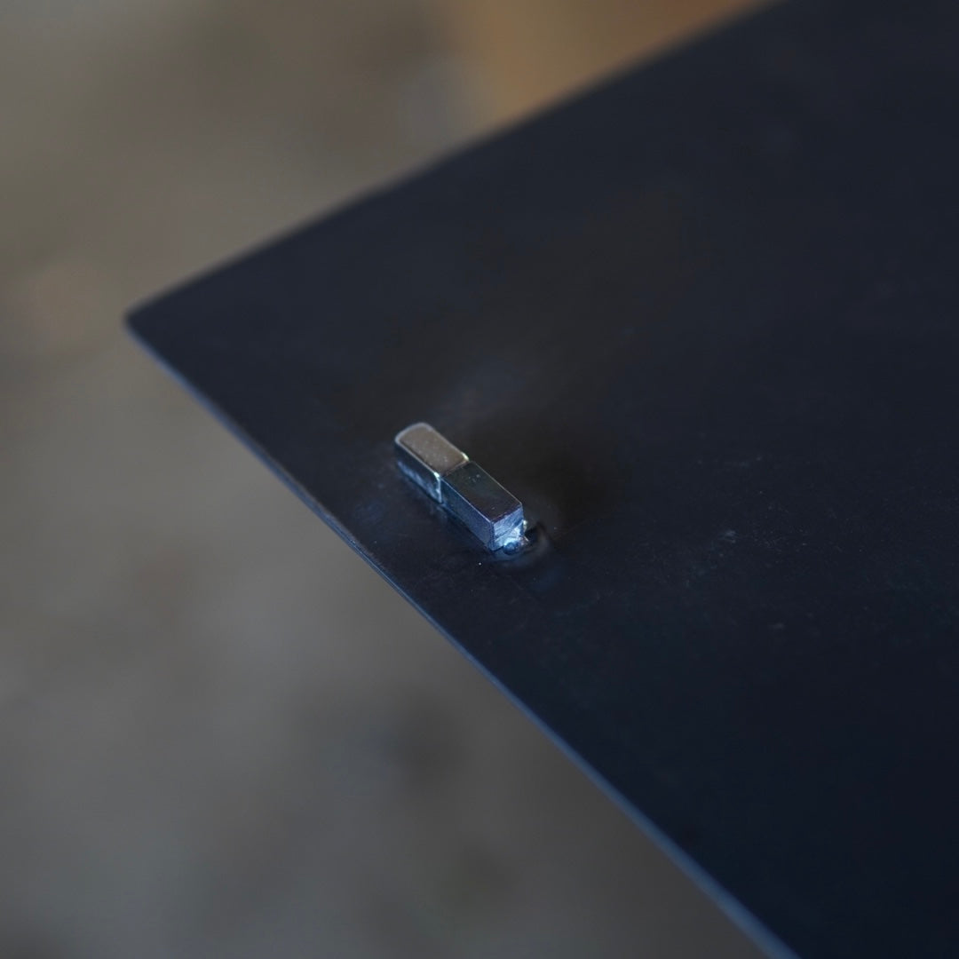 黒皮鉄板の什器(限定10台)