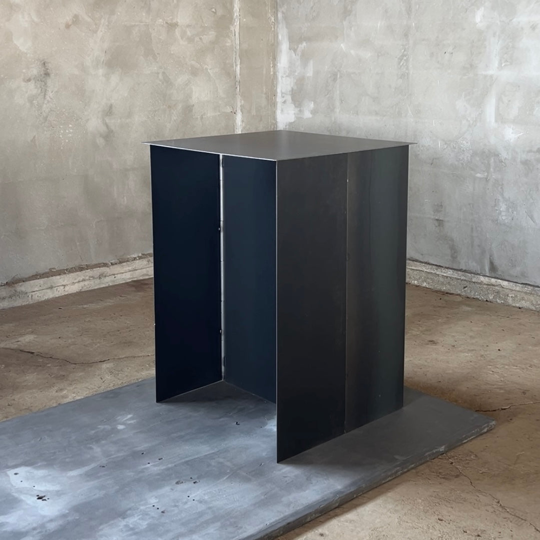 黒皮鉄板の什器(限定10台)