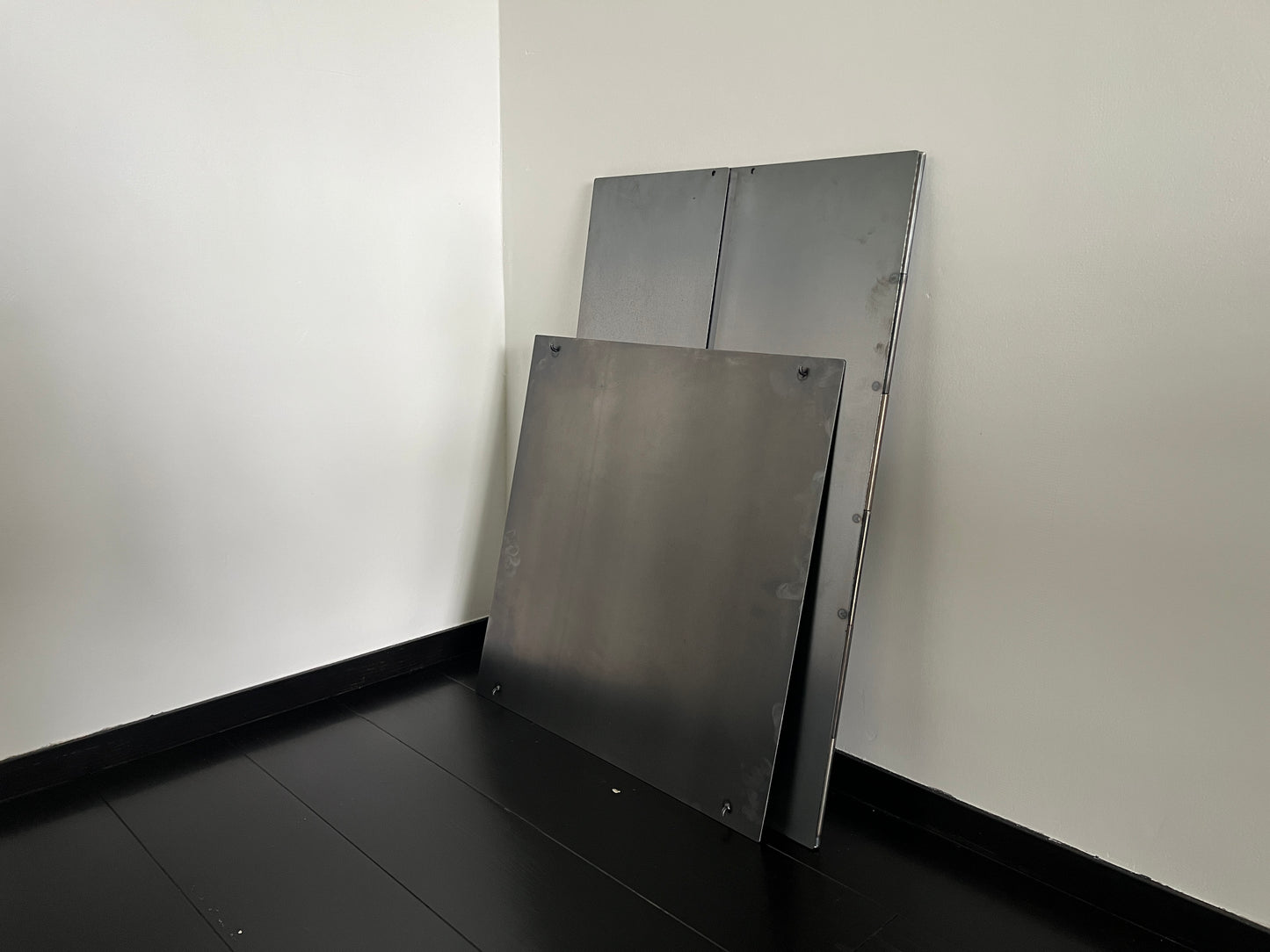 Black steel sheet fixtures (limited to 10 units)