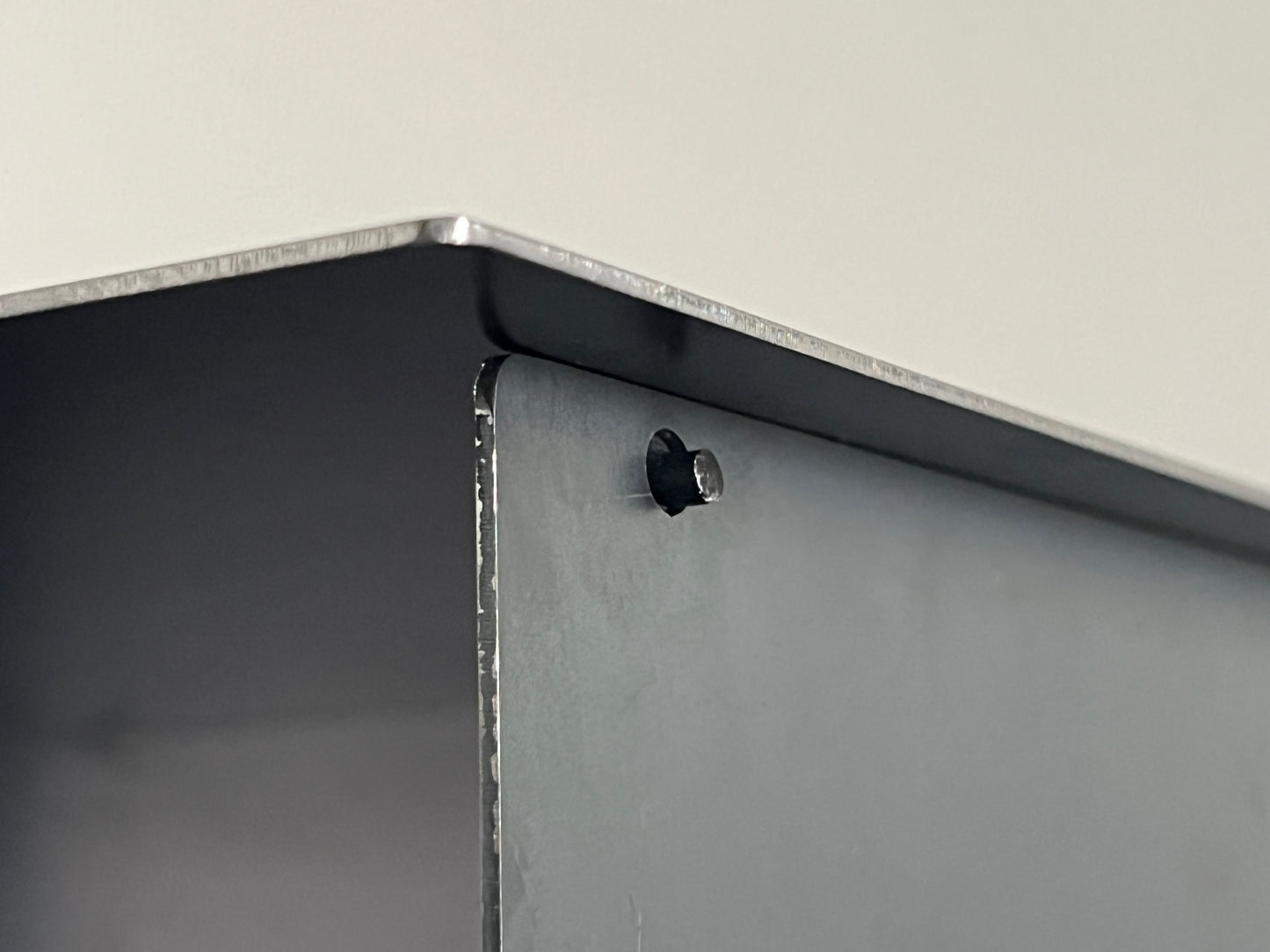 Black steel sheet fixtures (limited to 10 units)